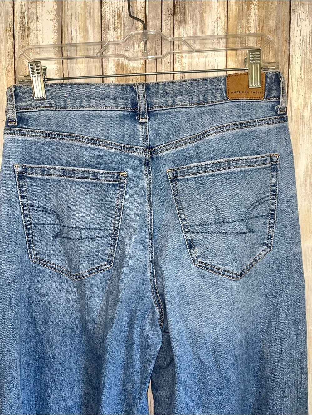American Eagle Super High Rise Baggy Wide Leg Jeans Medium Wash Size 4 - Picture 7 of 10